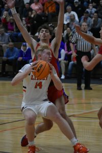Morgantown boys win road battle with Linsly 65-57
